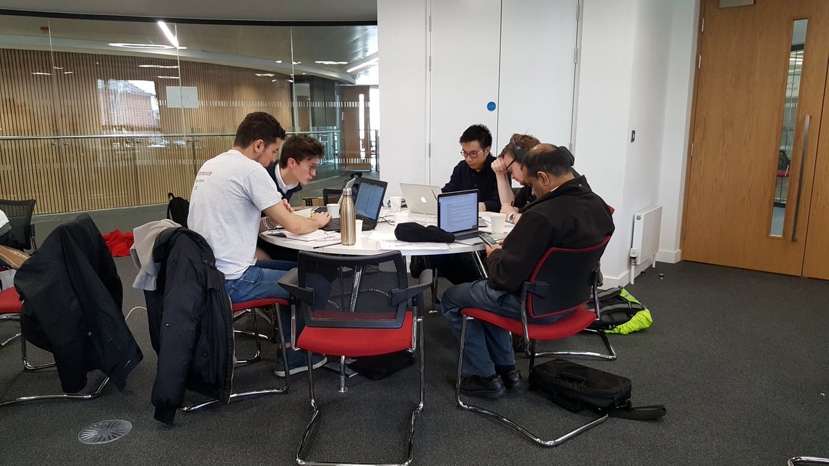 jeff_porter's tweet photo. Loys of students here working hard,with some interesting ideas in retail. #warwickHack https://t.co/zb0mj5pw0c