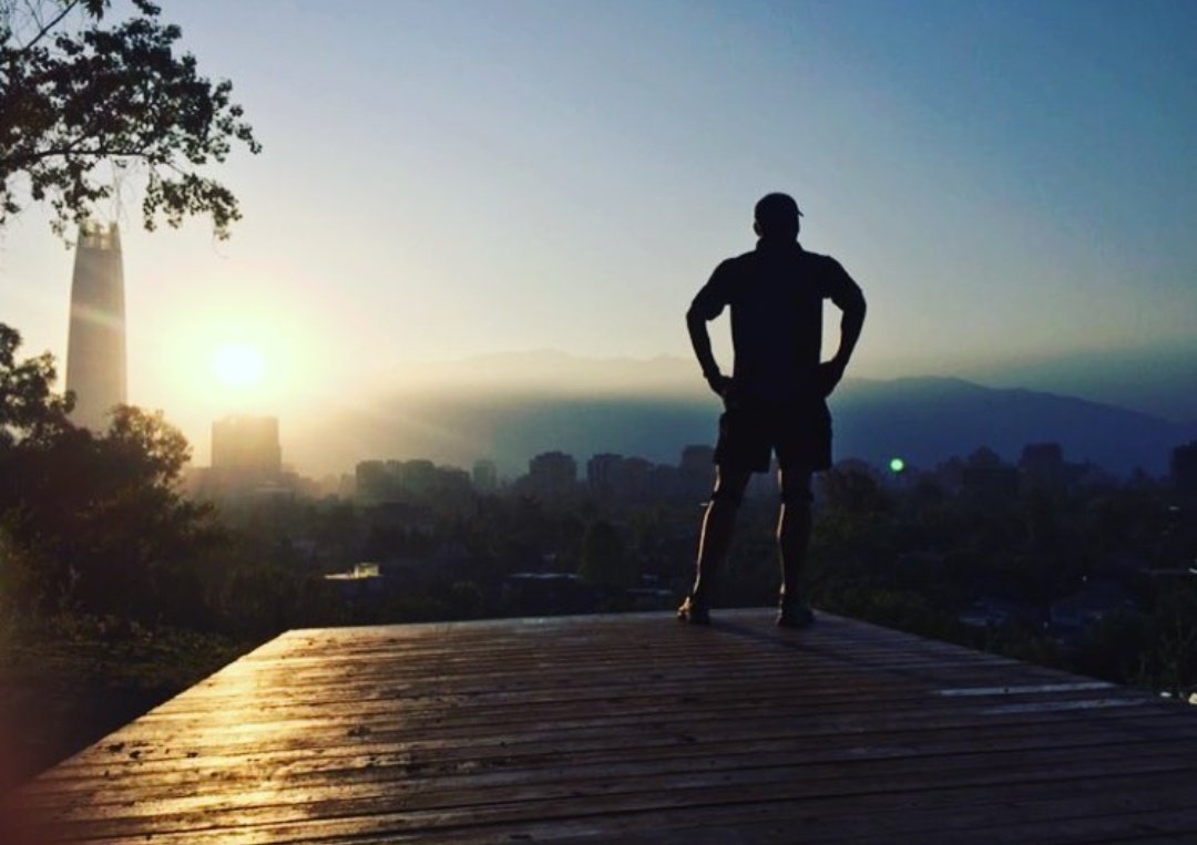 cachimaandres's tweet photo. ¿Quién dijo kilómetros mañaneros? #swinbikerun #asicsfrontrunner https://t.co/5lzLf2c0iH