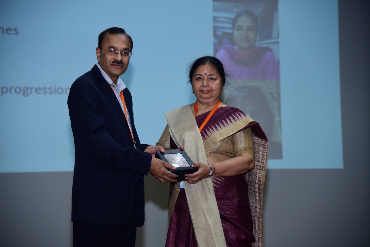 CSIR_CDRI's tweet photo. #DrMohanWani @NCCS_Pune in #CTDDR2019 @CSIR_CDRI  
@CSIR_IND @dgcsirIndia @drharshvardhan @IndiaDST @DBTIndia @ScienceNews @BBCScienceNews @PrinSciAdvGoI @ICMRDELHI @VigyanPrasar @PTI_News @PIB_India @DDNewsLive @indianscinews @WHO @indianscinews @BiovoiceNews https://t.co/tfzj8rBdrh