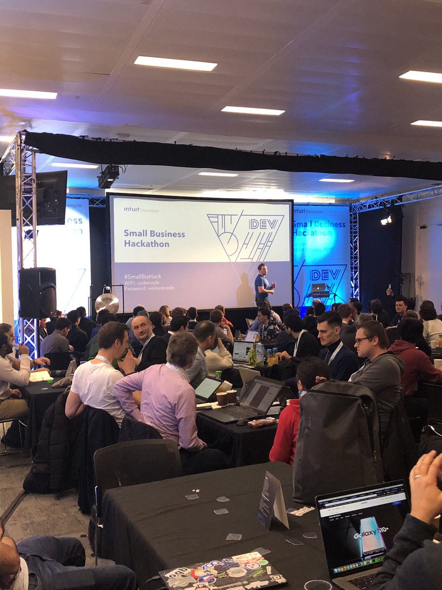 IngCharlotte's tweet image. Our team are all ready with our thinking caps 🧢 on @IntuitDev #SmallBizHack #London #welovecode #code #SmallBiz #QuickBooks