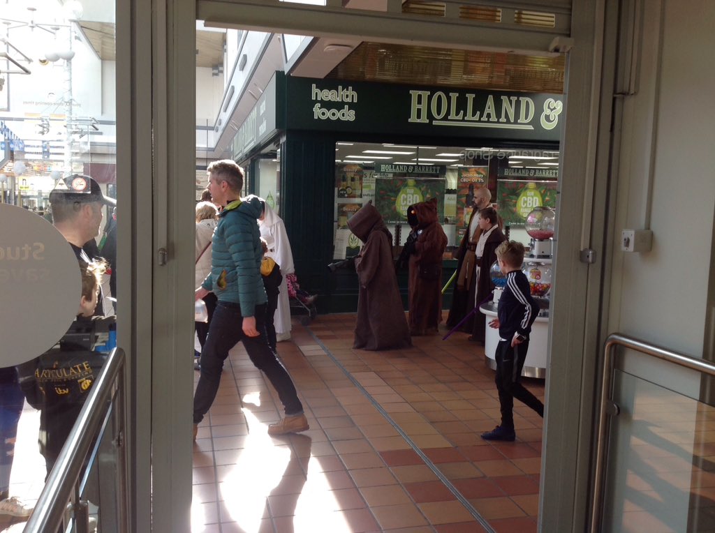 Call down to o2 Airedale centre Keighley today, Event n centre meet Hulk, mini and Micky, beauty and beast and many more