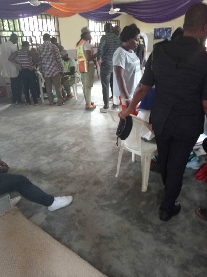IamTheTownCrier's tweet photo. #NigeriaDecides2019 Idongesit Ituen, an @OfficialAPCNg chieftain, stormed Unit 1, ward 8 in Itu LGA. IKOT EKANG, in Akwa Ibom State, with armed men and hijacked the materials, abducted the corpers and @inecnigeria staff. @PoliceNG and other relevant agencies, take note https://t.co/qJ25cC5rCM