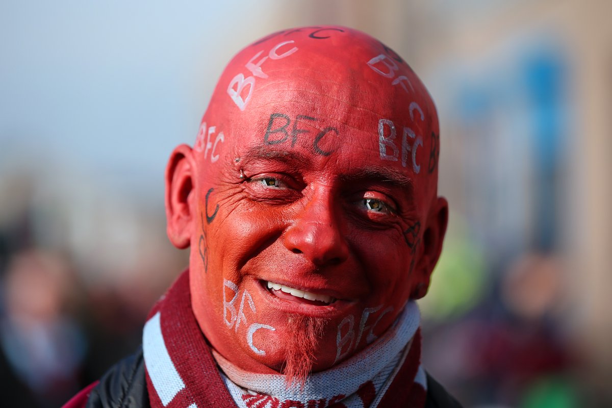 premierleague's tweet photo. @BurnleyOfficial @petercrouch Almost time... 

#BURTOT https://t.co/yzIRL7YlF9