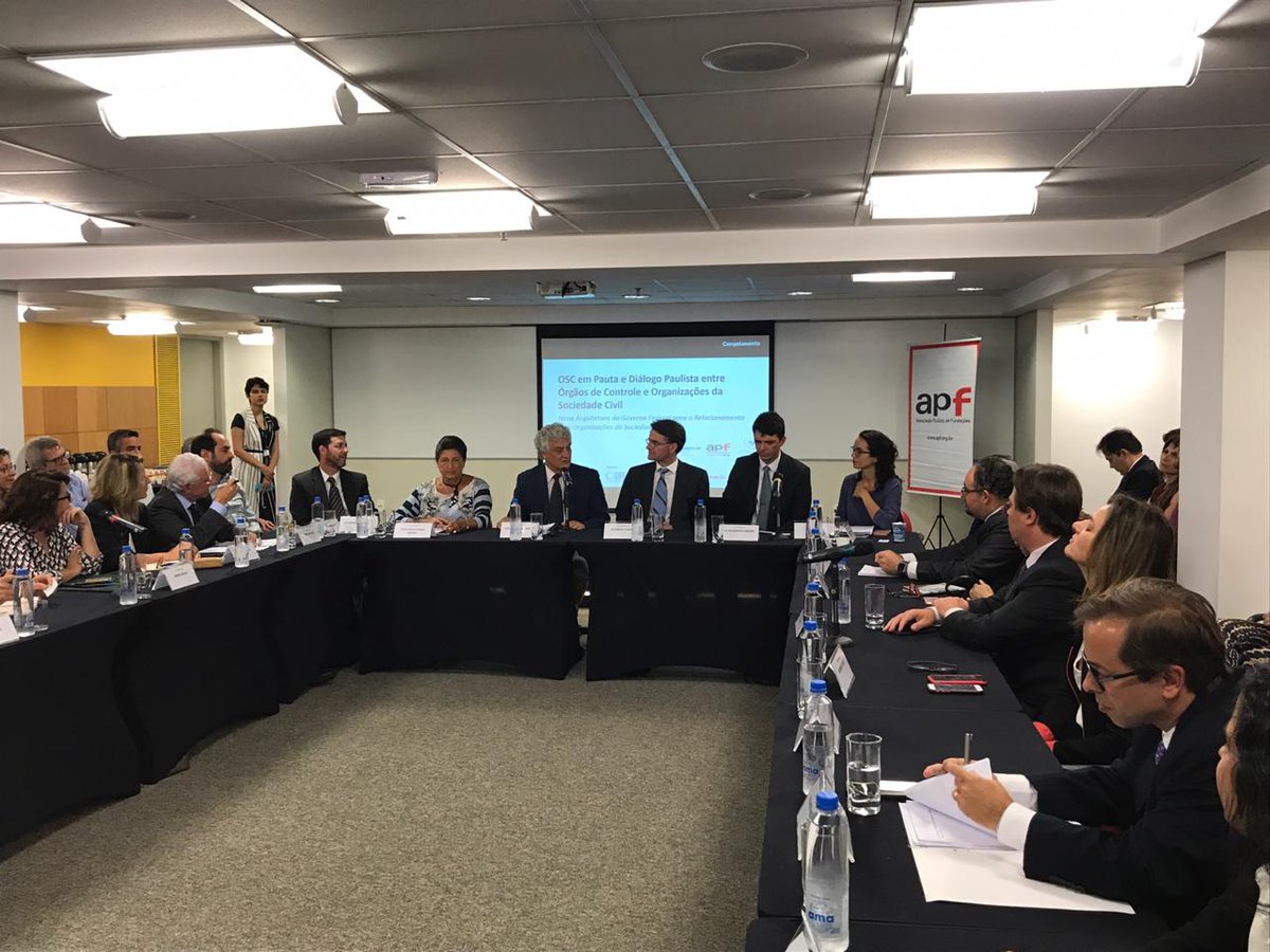 conaci_org's tweet photo. Diálogo Paulista entre Órgãos de Controle, Terceiro Setor e Academia discute Medida Provisória sobre acompanhamento federal de Organizações Sociais: https://t.co/7bSYEZ68o8 https://t.co/3WloJB4m52