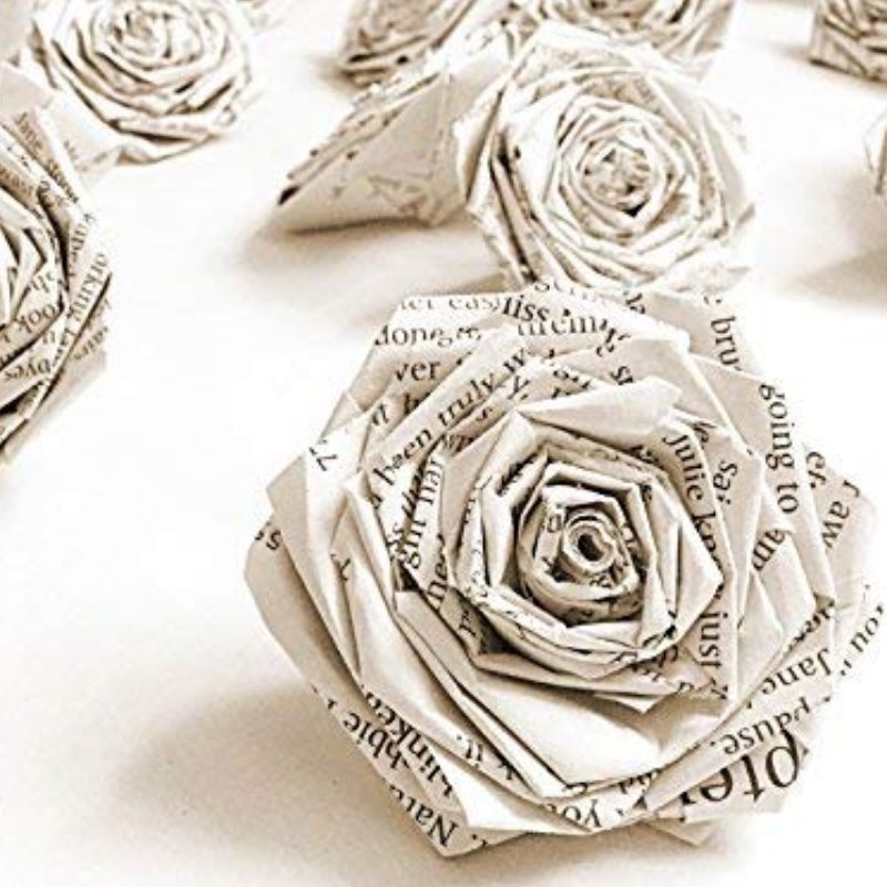 amzn.to/2T48uX9
Pack of 12 loose roses, handmade from English novel pages. They can be used at weddings/special occasions to decorate tables, aisles, etc. Each rose measures approx. 6-7cm in diameter and 3cm in height. Colours may vary slightly.#ad #sponsored #shabbychic