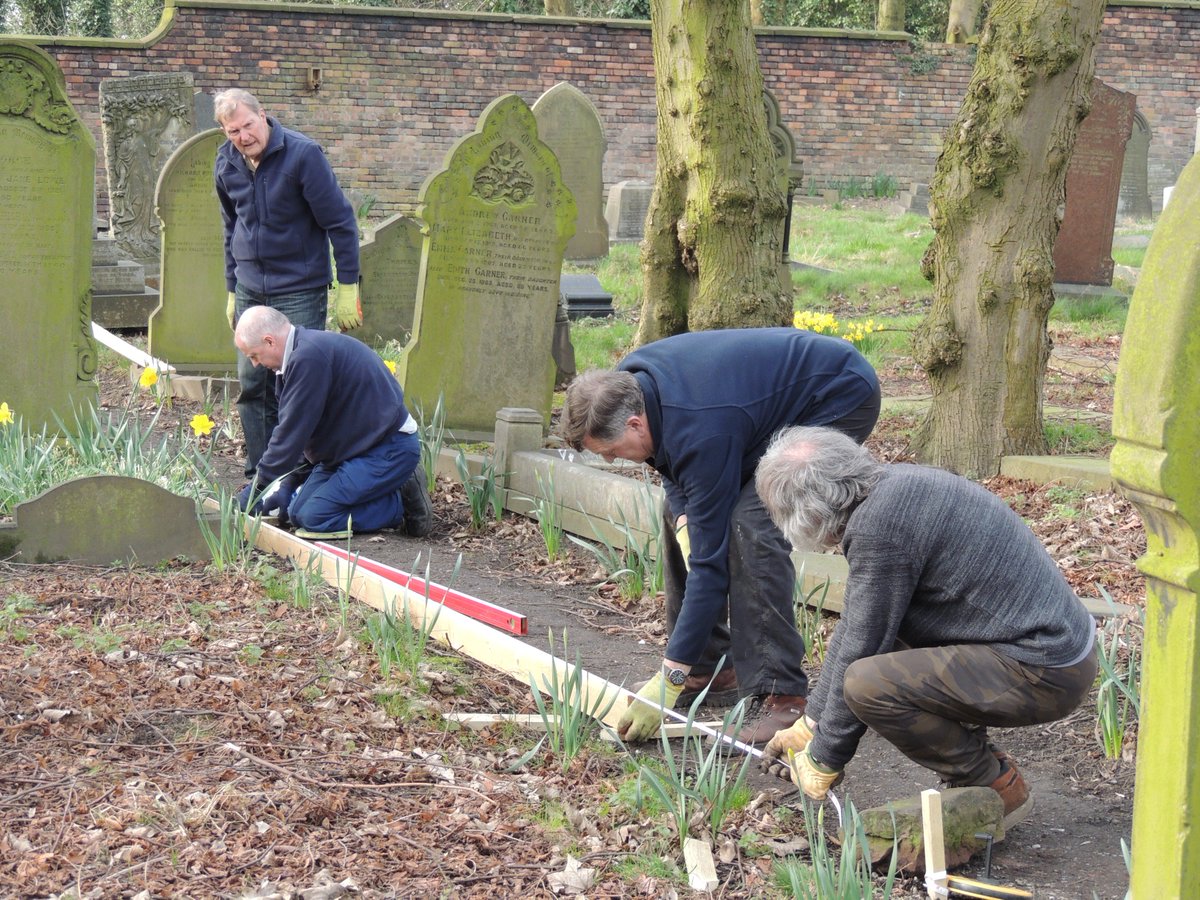 FriendsofFOPCC's tweet image. FOPCC have been busy in God's little acre today, restoring the old Cross Walk Path, and planting shrubs.  Delighted to say that the Daffodil Walk is blooming and will get better each week.  Well worth a visit to this ancient churchyard.