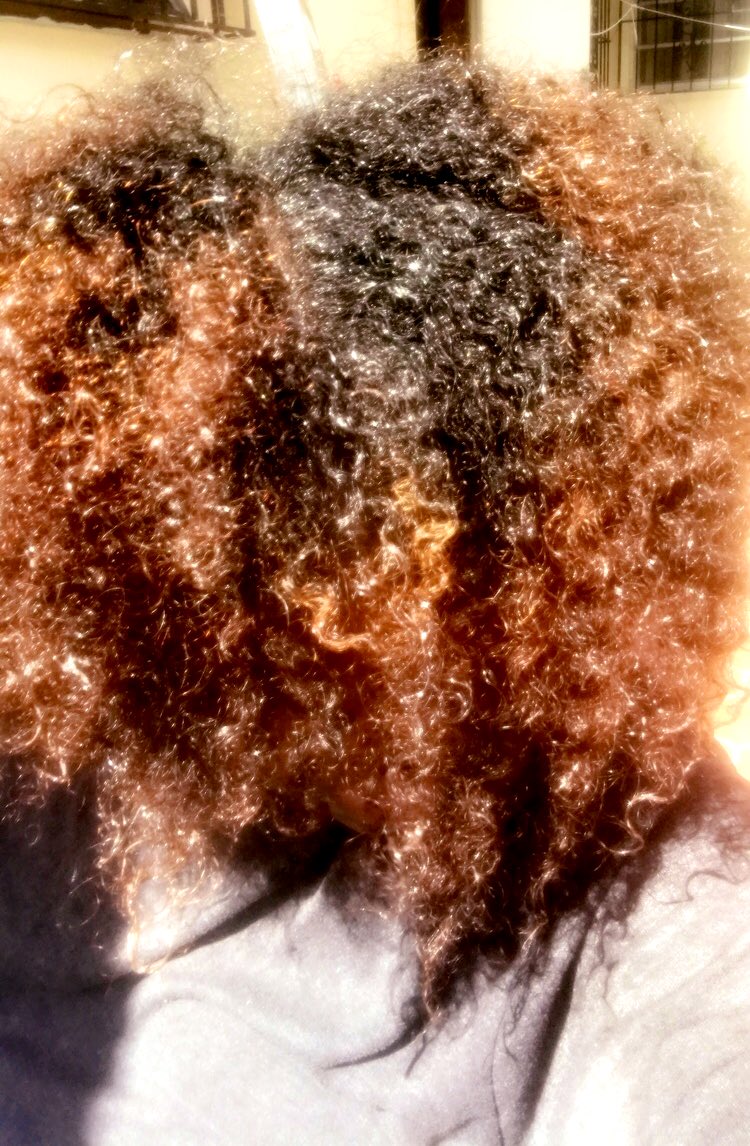 DiegueTaisha's tweet image. @VO5  when is your next photoshoot/ commercial? 
I should be your next model 
Let’s make a Deal 🤝 #naturalhair #VO5 #curlz