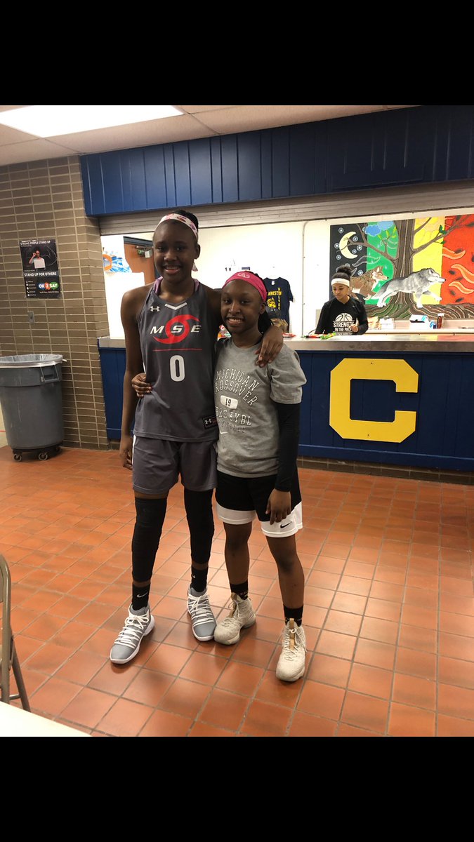 Samyiah Jefferson “Tiny4” (@samyiah9) on Twitter photo 