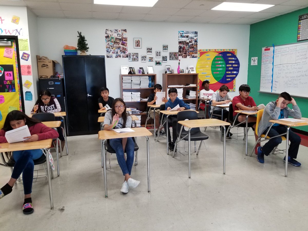 gee_jory's tweet photo. First week of Saturday school was a total SUCCESS @sdmpanthers. 
The kids were served delicious breakfast and lunch. They performed well in the standard taught today. 
#CantWaitToSeeTheResultsOfTheirHardWork
#HardWorkIsEasyWork
#AimingForTheCrown
#PantherPride #PantherLife https://t.co/qOeJcI0nGr