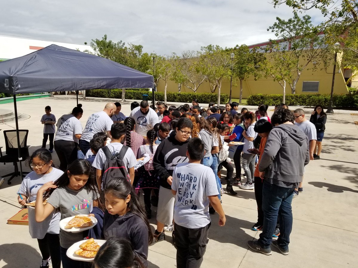 gee_jory's tweet photo. First week of Saturday school was a total SUCCESS @sdmpanthers. 
The kids were served delicious breakfast and lunch. They performed well in the standard taught today. 
#CantWaitToSeeTheResultsOfTheirHardWork
#HardWorkIsEasyWork
#AimingForTheCrown
#PantherPride #PantherLife https://t.co/qOeJcI0nGr