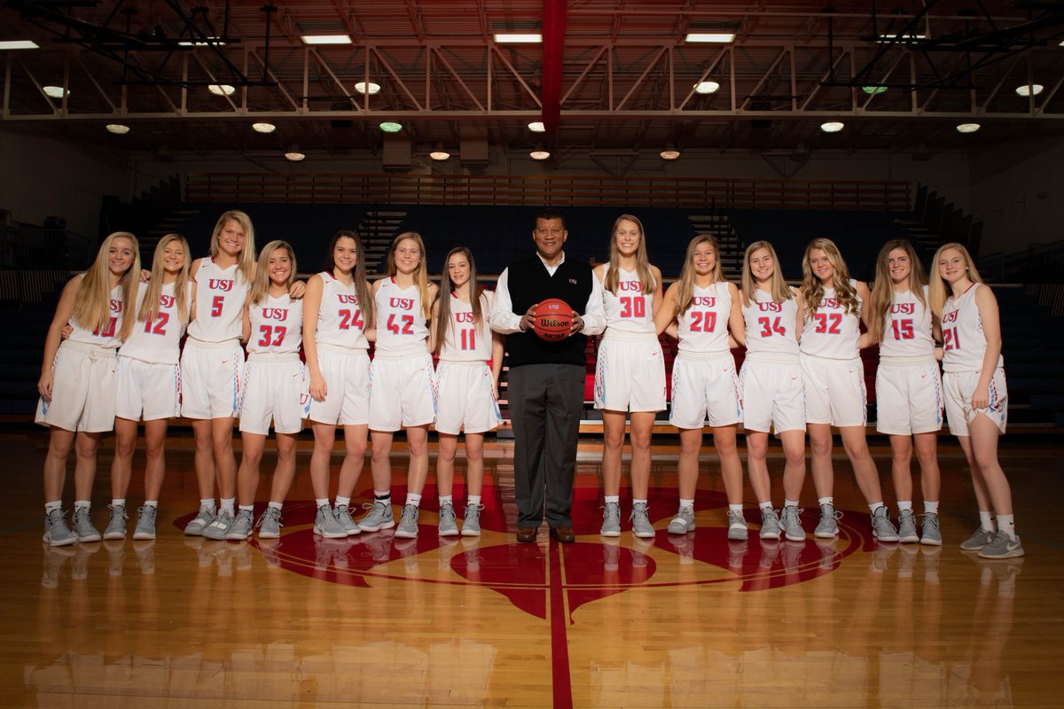 ShutesTony's tweet photo. Tough loss last night to CAK in overtime. Emily Jones-18, Claire Lewis-14, Sophie Stallings-2, Sarah Beth Brauss-7, Julie Wagner-18. https://t.co/jjWyEnDfez