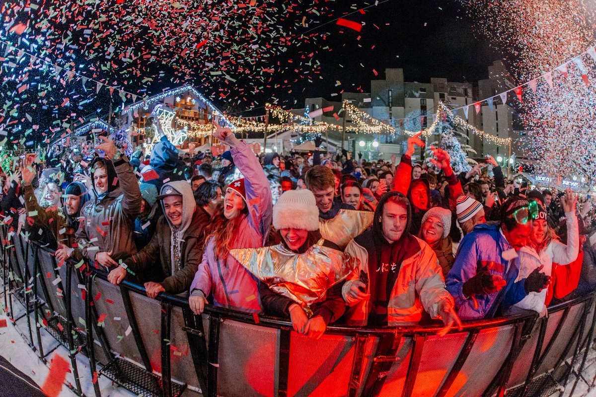 Looking for your star in a busy crowd ✨ #RISE2019