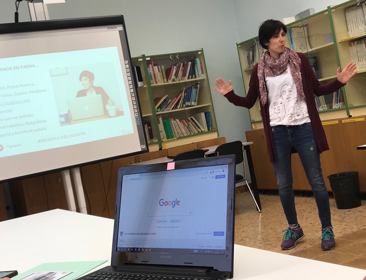 adultoshuesca's tweet photo. In love con los 🔝🔝 súper trucos sobre #posicionamientodeblogs que 😉 “negaremos haber escuchado” de @Rgalgora en el III encuentro #educabloggers en @HuescaCIFE con @dgafprofesorado @catedu_es @pirafol3. https://t.co/PAoRoU2TmI