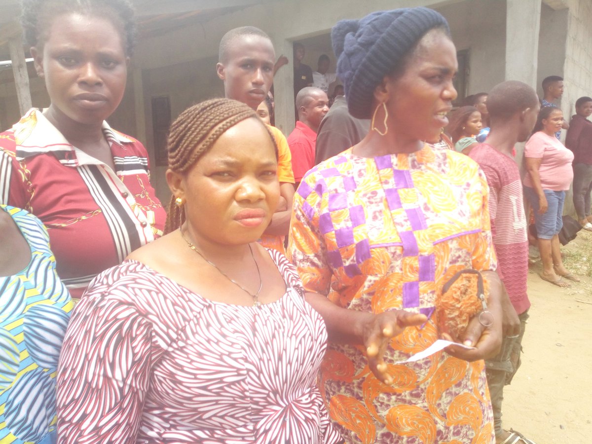 GADA_PHC's tweet photo. Women at ward 12, Biara Gokana LGA, unit 1-13, standing afar after casting their votes in Rivers State

The incident that followed wasn't so good for them as they witnessed some ballot boxes &amp; ballot papers destroyed.

Results were not collated &amp; announced

#NigeriaDecides2019 https://t.co/JwcGbOcdy9