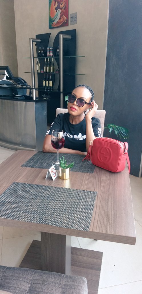 TinahZungu's tweet photo. Dont Forget You gat the Power To Change Everything. Coz you gat the Magic π₯ #SaturdayChillMood
Come through fam.
Nice Weekend #BamTeddyFam https://t.co/jDILjRtTJI
