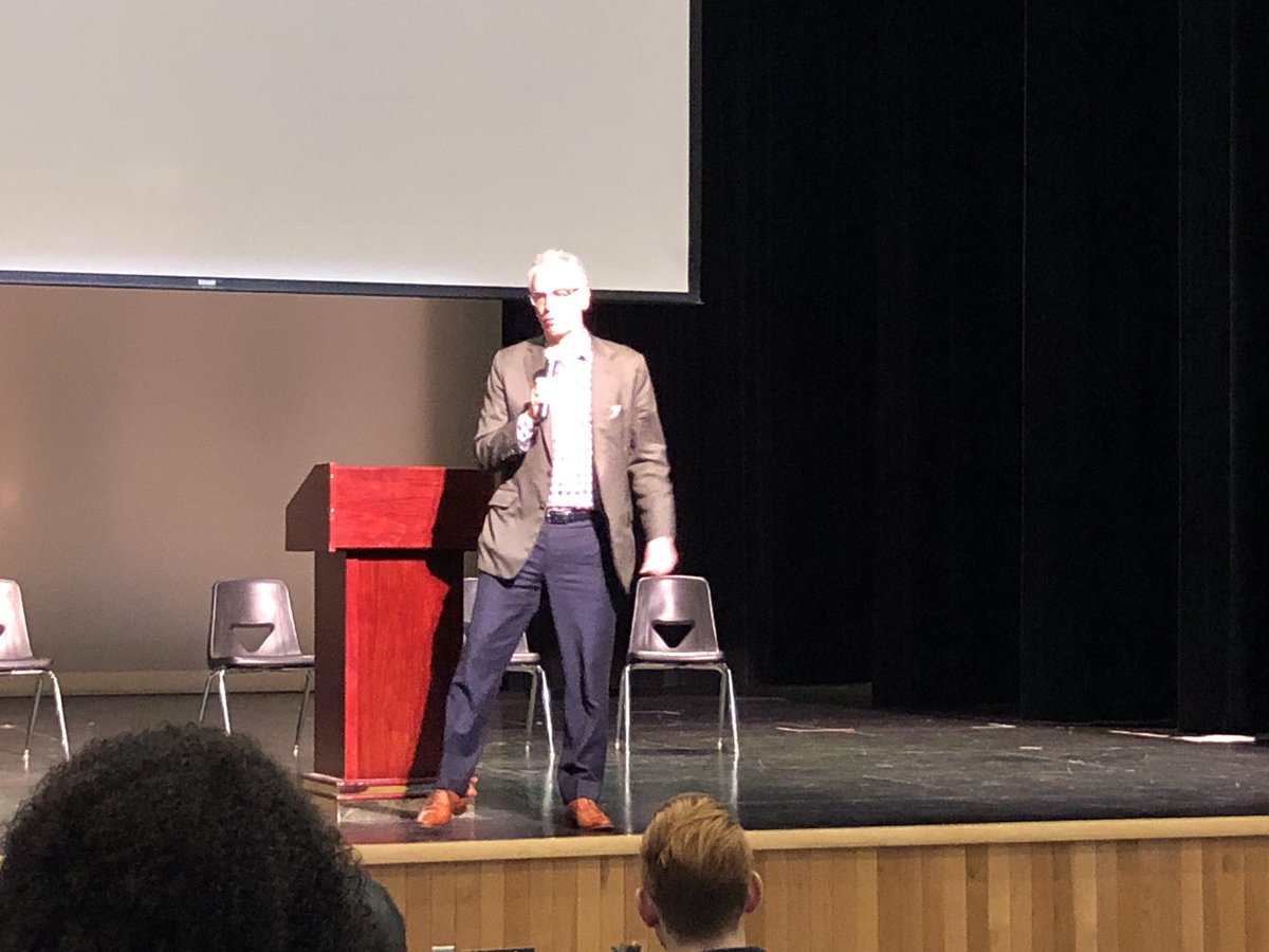 Let’s get it started!!! I’m so excited to be here!!! Thank you <a href="/PARKLANDPRIDE_/">WS/FCS PARKLAND</a> and Ms. Lokant for hosting this event! #IBSNCandYOU <a href="/ibsnc/">IBSNC</a> <a href="/iborganization/">International Baccalaureate</a> <a href="/ibpyp/">IB PYP</a> #pypchat <a href="/rtkersh/">Rogan Kersh</a>