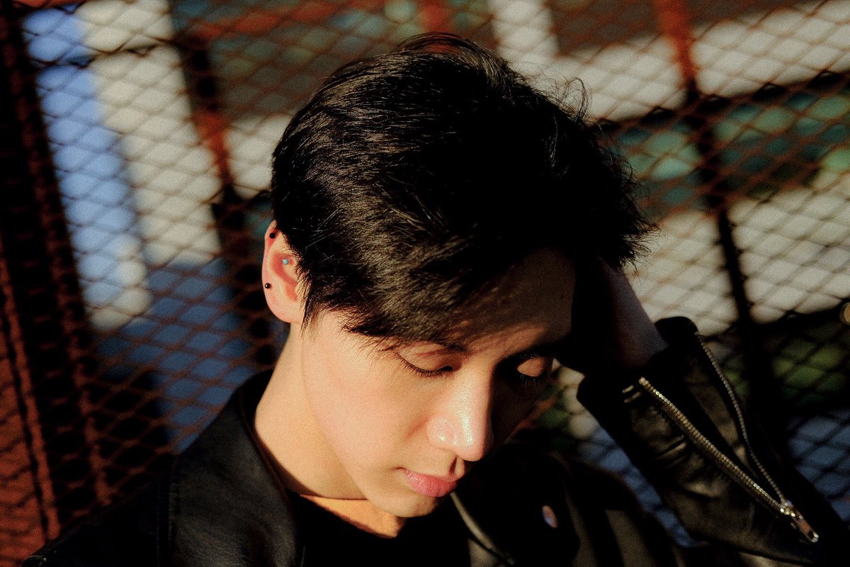 NEOL4ND's tweet photo. [TEN Weibo Repost]

SUNSHINE &amp; FREEDOM (2){F}
PHOTO BY @威神V_钱锟_KUN

#WayV #WeiShenV #威神V
#TEN #李永钦 #KUN #钱锟 https://t.co/hya8TFy3ng