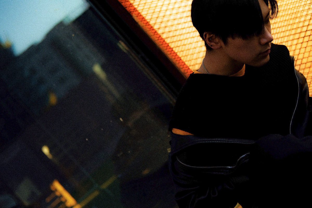 NEOL4ND's tweet photo. [TEN Weibo Repost]

SUNSHINE &amp; FREEDOM (2){F}
PHOTO BY @威神V_钱锟_KUN

#WayV #WeiShenV #威神V
#TEN #李永钦 #KUN #钱锟 https://t.co/hya8TFy3ng