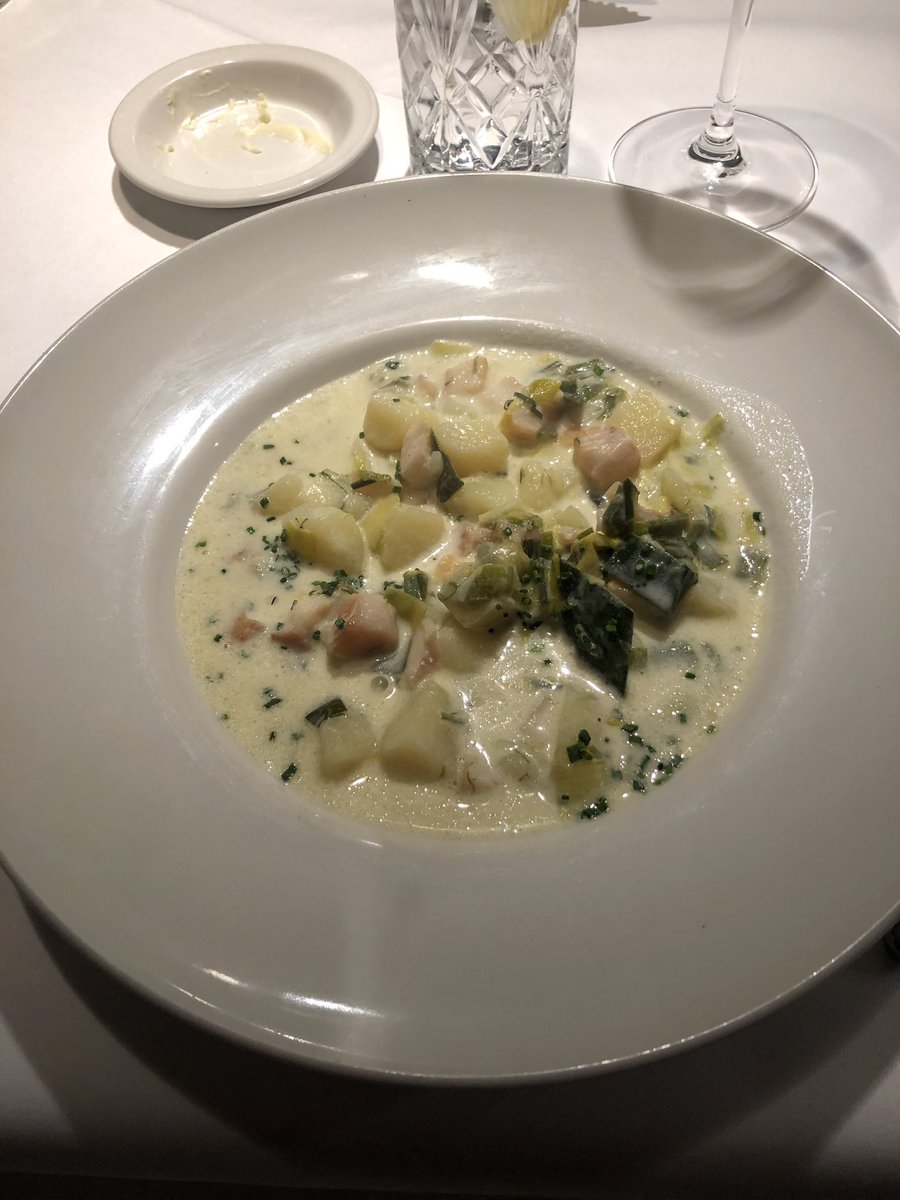 brand3michael's tweet photo. @TwoFatLadies88 awesome lunch today. https://t.co/DCedAHjjnv