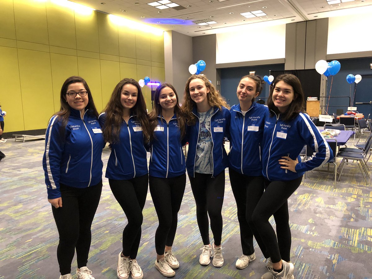 THS_POMS's tweet photo. We always love volunteering for @JDRFIllinois #type1nation #t1d #typenone @JDRF https://t.co/gXEfC8TIXe