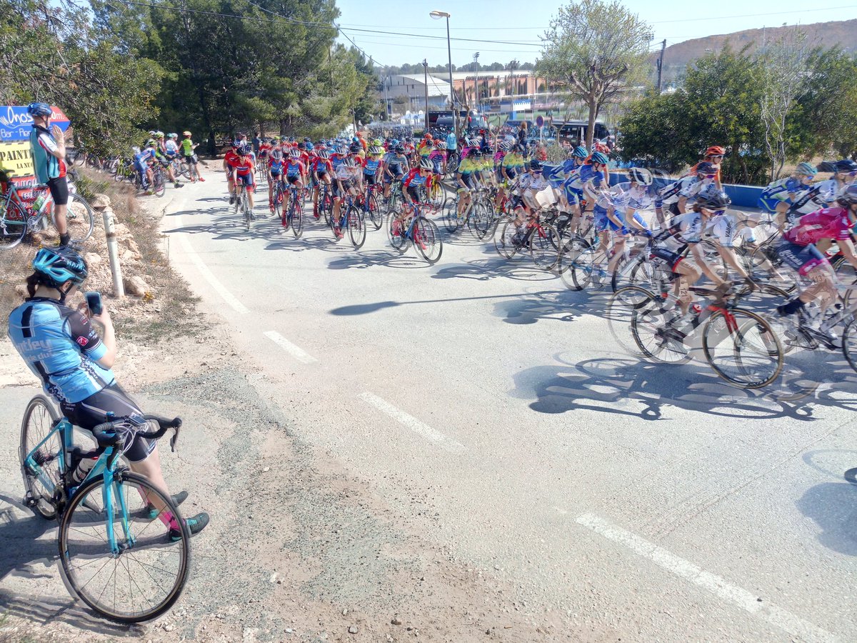 OtleyJunRT's tweet photo. Start of penultimate stage of women's Tour of Valencia. Especially came to give Guisley girl @Annabel_F1sher a good Yorkshire OTLEY cheer. #Gofastgirl
@OtleyCycleClub @ChevinCyclesLTD https://t.co/D3LONYs5mV