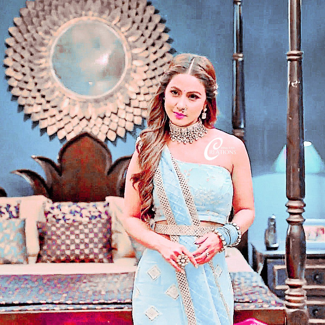 HeenaHk199's tweet photo. Beautiful Nikaaaaa 
@eyehinakhan
#Hinakhan
#komolika
#nikaaa #HinaKhanAsKomolika #kasautiizindagiikay2 #goregouse #cutenesoverloded😍 #expersstion #sawag #KomoStorm #komolikasawag https://t.co/aDeDqDkM3t