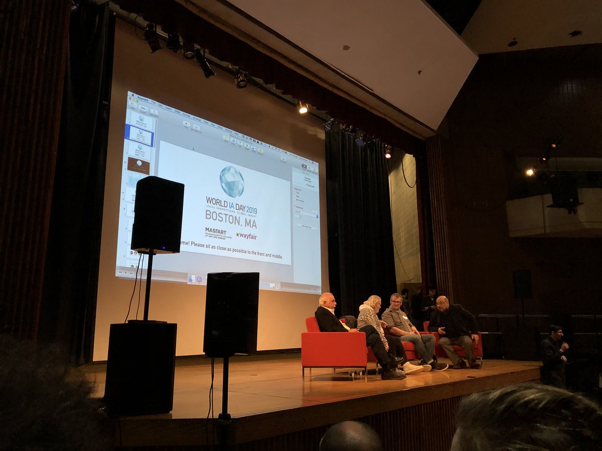 ccdonton's tweet image. Love a good stage couch #WIADBOS