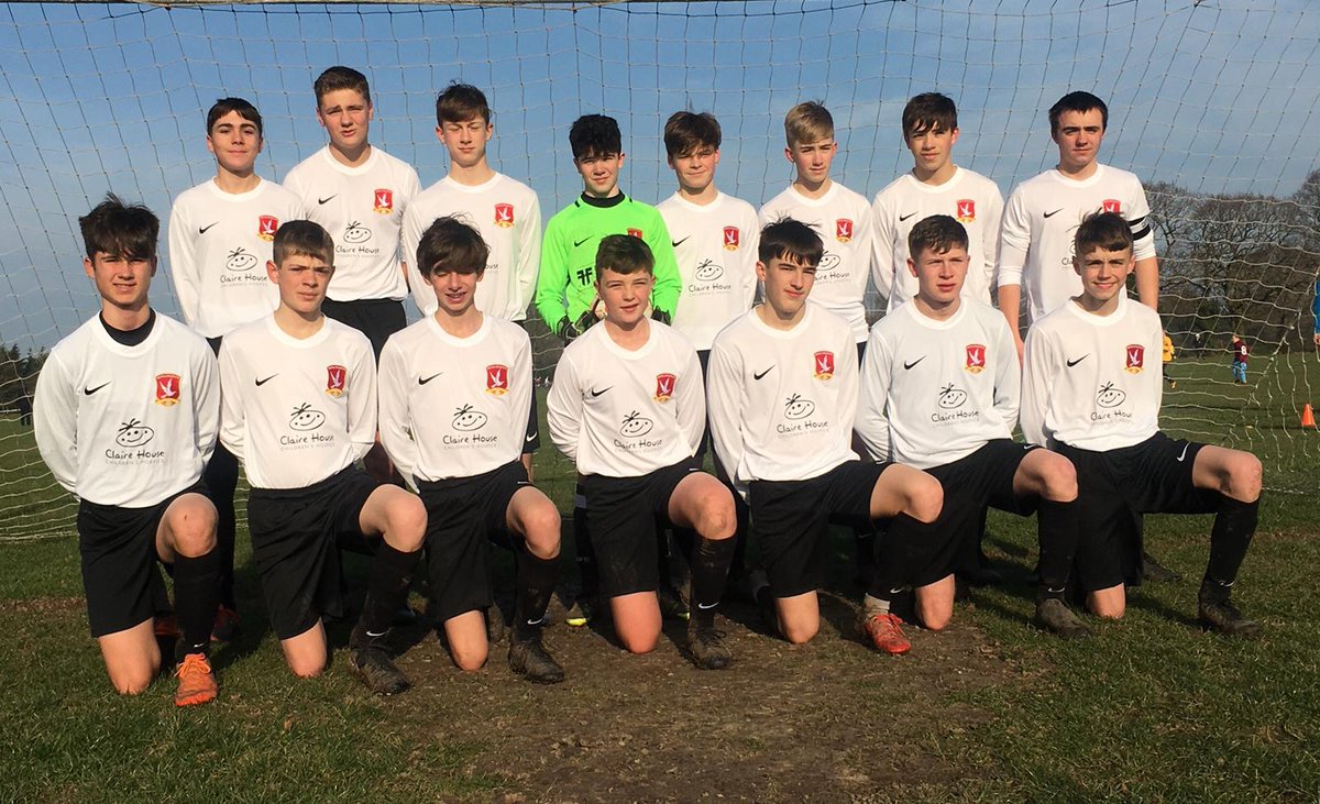 newtonathletic's tweet photo. Newton Athletic u15s today in their new kits, supporting Claire House Children's Hospice! ⚽❤️ @ClaireHouse #NewtonAthletic #NewtonArmy #NewtonAthleticFamily https://t.co/vvJA2WTUk2