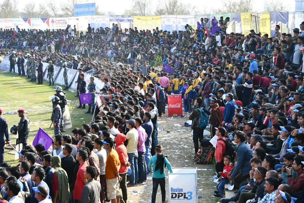 momocricket's tweet photo. Crowd at Fapla today.
No major superstar. No (supposed) marquee teams. Heavily criticized pitch & ground conditions. Controversies. What not.
A venue few kilometers away from main city.
Peoples in Nepal are ready to accept cricket with open arms. Just provide them with it. https://t.co/9U7WCPpqeK
