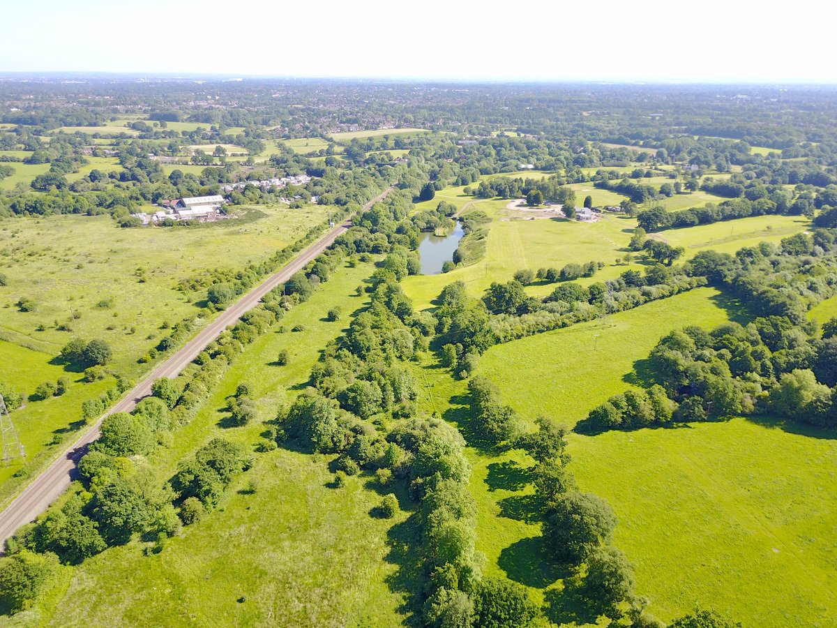 WendyPu01820112's tweet photo. Drone Professional Services @AerialImpact covering #grbhamchambers #brumhour #Birmingham #Solihull #solihullhour #Warwickshire #Worcestershire #Staffordshire https://t.co/miz5grpsCc