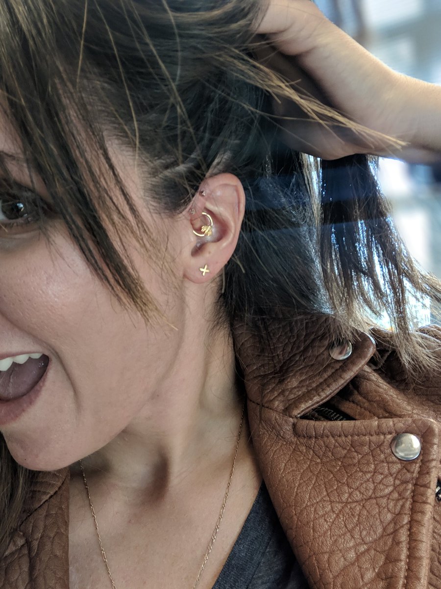 mattinamarie's tweet photo. #qualitybonding with my lab sometimes means getting pierced together. Maybe a new tradition? Every year of my PhD I get some new bling?? I'm into that. β¨ #ThisIsWhatAScientistLooksLike #lablife #WomenInScience #labglam #daith https://t.co/eMfcCyTWQc