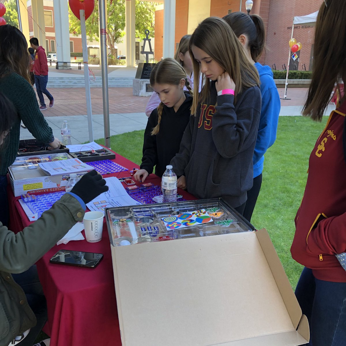 ProfArmani's tweet photo. #engx @USCViterbi is off to a great start! https://t.co/4VrlwRyZ2P