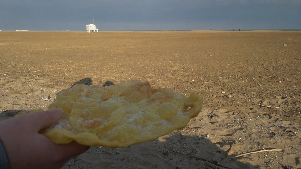erceee's tweet photo. #Bunyete sur la plage des Chalets à #Gruissan ! 😜🌞
#Bougnette
Poke @Chouyo https://t.co/uLmjV71Vl1