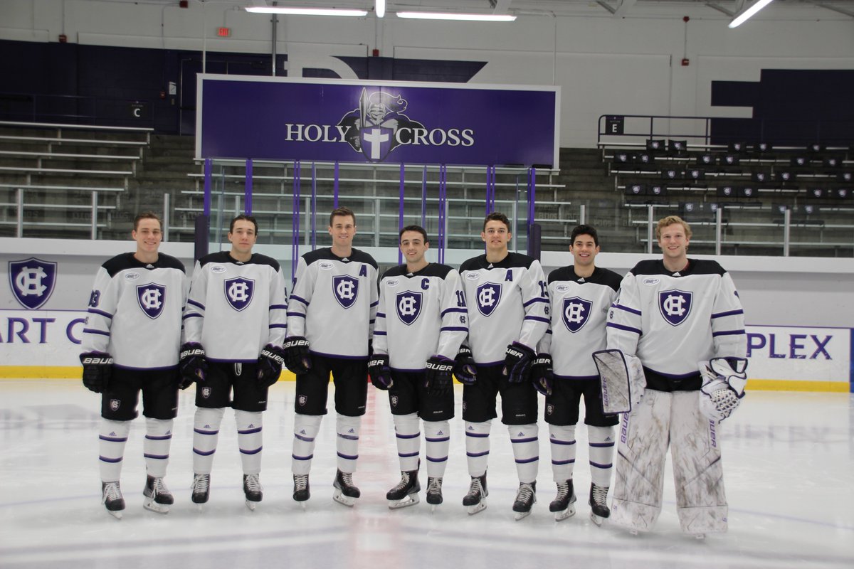 DavidBerard30's tweet photo. Special Day as we honor our seven seniors.  They are men of character, toughness and integrity, who have displayed tremendous leadership and pushed our culture forward.  It is an honor and a privilege to coach them.  A lot left to do ... #1.5.7.11.13.18.39 https://t.co/ZCFJonMeeR