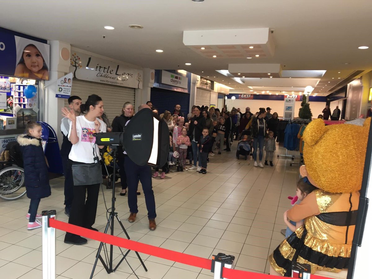 This is a photo of a Max portrait day in Wallasey. I wish all our shops had queues this long!