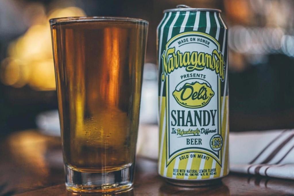 Gansettbeer's tweet photo. Breakfast of champions.
#HiNeighbor #DelsShandy #RefreshinglyDifferent #StopAtTheSignOfTheLemon https://t.co/jPQGewMLq6