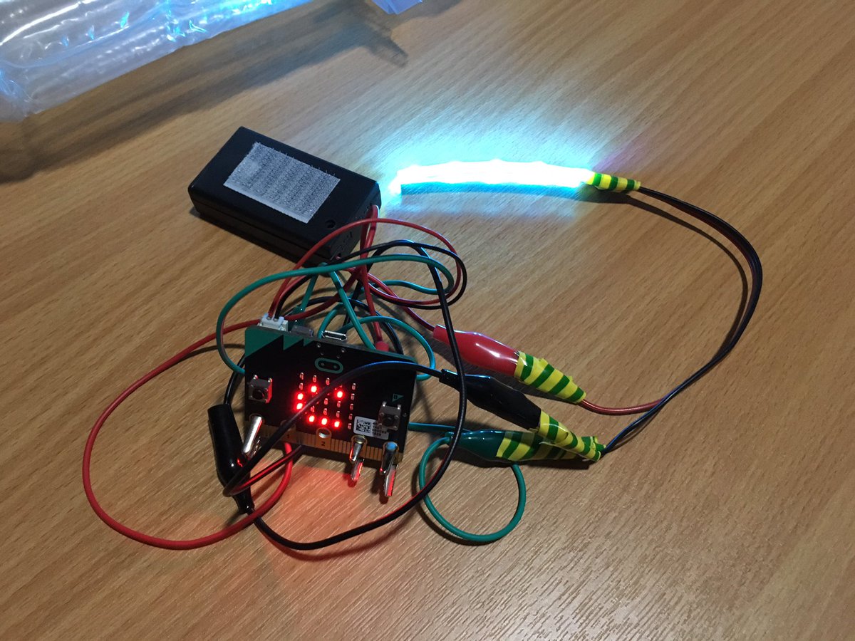 liverpoolcode's tweet image. We’re at @Liverpoollib Toxteth Library today, making robots talk with #python and #microbit