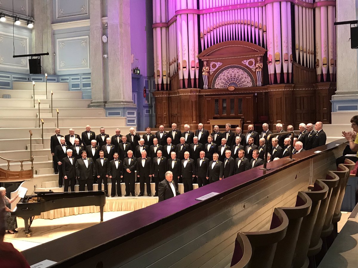brythoniaid's tweet photo. Yay ! We just won the Male Voice Choir category @MrsSfestival @HuddsTownHall 🏆 . . . So pleased !  Diolch @welshmanupnorth  for the photo 👍🏼🏴󠁧󠁢󠁷󠁬󠁳󠁿 https://t.co/H4umlj3tFC