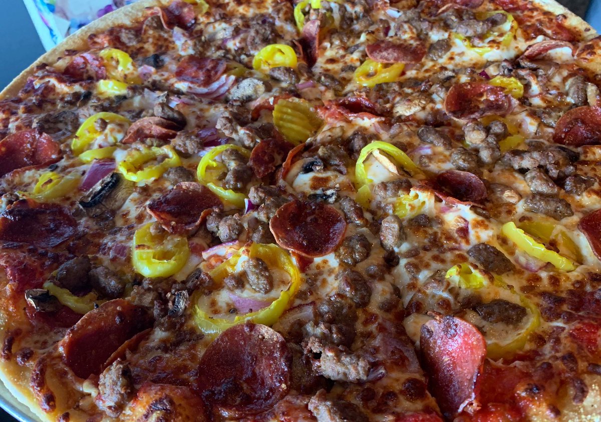 DudleysPizza's tweet photo. Reverse HH starts at 9 pm! Come on in drink specials that include $3.50 wells and wines, and $1 off pints, cocktails, and specialty drinks. Our HH food special is $5 off all 16" pizzas. We'll see you then! https://t.co/cnORDeXMPq
