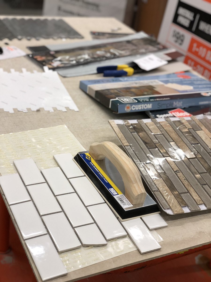 stacy_cowan76's tweet image. #caughtintheact #diyworkshop #teamtully #hd4163 #tileworkshop being done by only the best and brightest, KAREN! #youdabest!! @horrorgal8