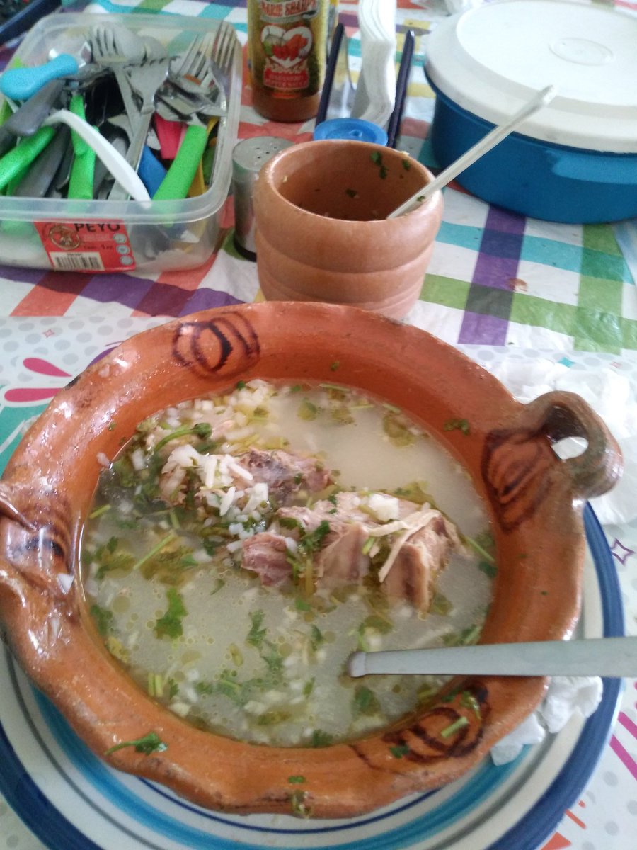 Iniciamos este grandioso sabado con un caldo sancochado de gallina hecho en  casa Irina LlagRok de Dagdug #chileamashito #felizsabado #Tabasco