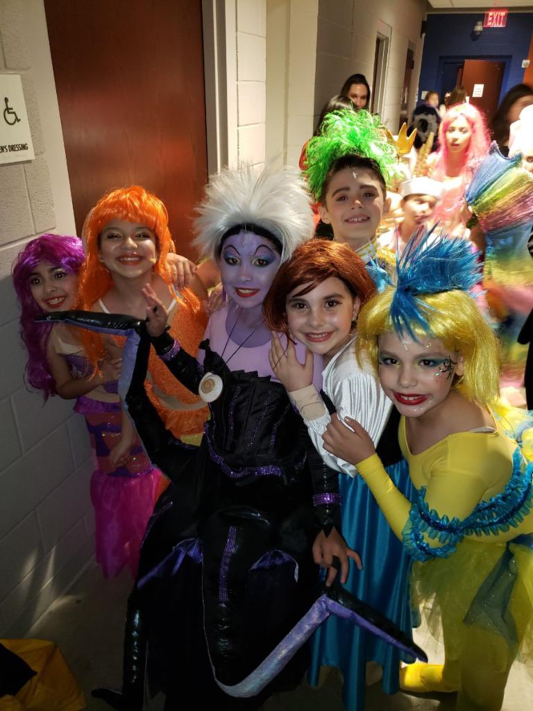 These students have talent!They performed in the first Lee Means Fine Arts Academy production to my favorite movie! Great job kiddos! You all don’t want to miss this! <a href="/LeeMeans8/">LeeMeansElementary FineArtsAcademy</a> <a href="/ARuizHCISD/">Antonia Ruiz</a>