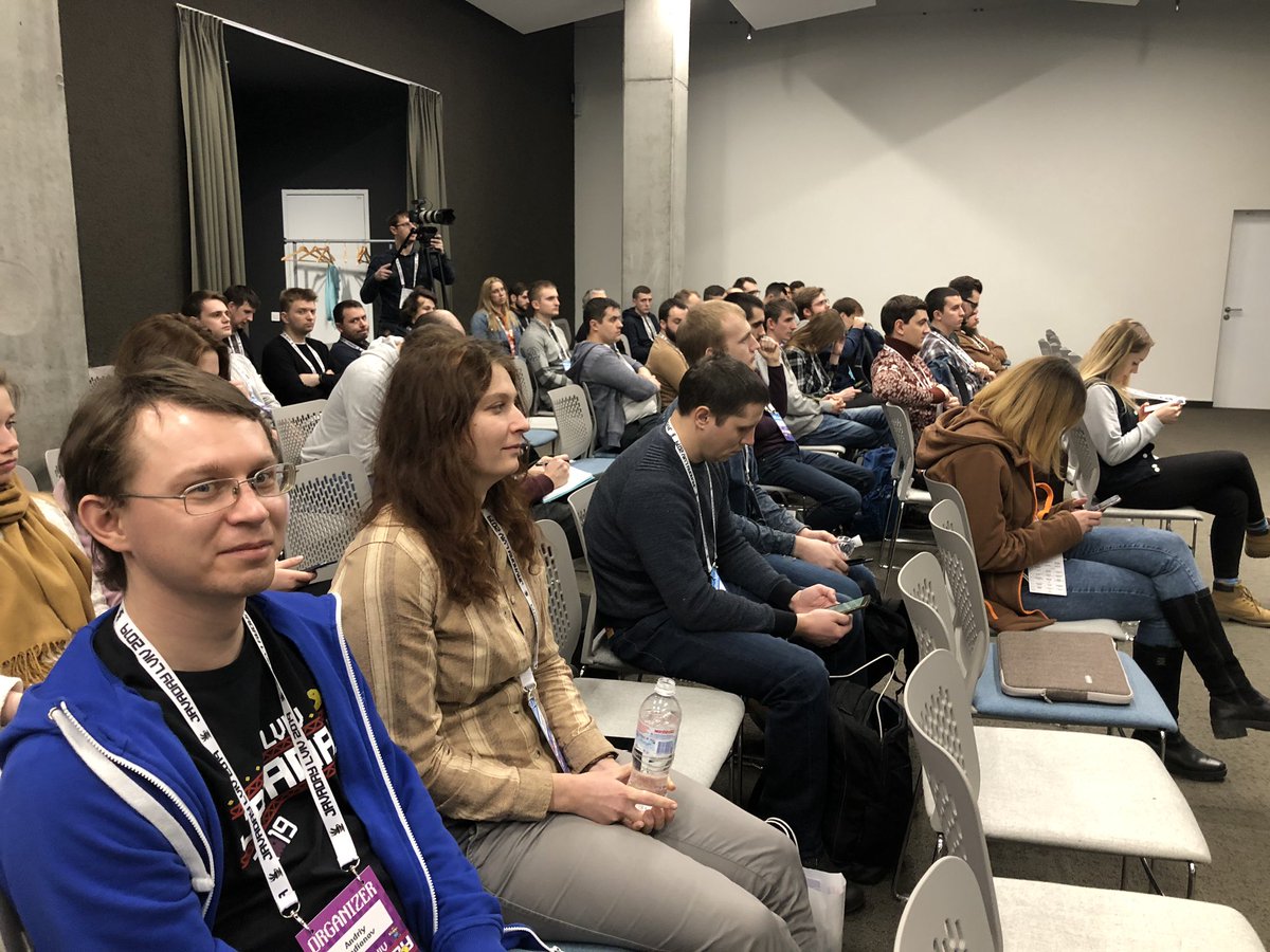 Javadaylviv's tweet image. @OlehDokuka already started his amazing talk about Multiplayer PAC-Man with RSocket! At @JavaDay Lviv 2019 #javadaylviv #javadaylviv2019 #rsocket #reactive with golden sponsors #corevalue #globallogic