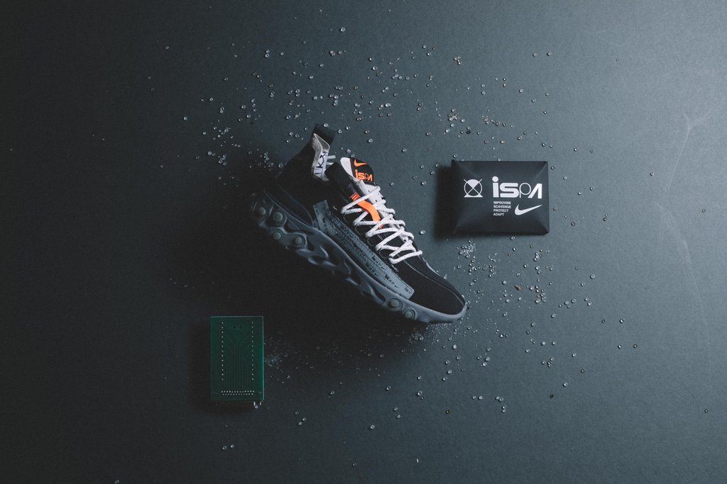 nike react wr ispa black & metallic silver