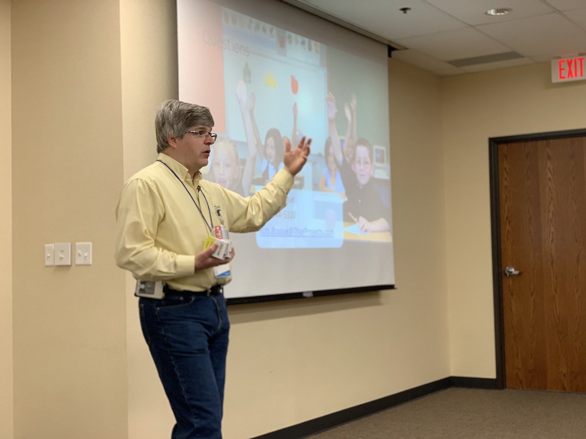 jamiem23aks's tweet photo. @RobBogue answering questions about making the right messes in IA. #wiad19 #wiadindy #DesignForDifference https://t.co/uxjHkLOIZZ