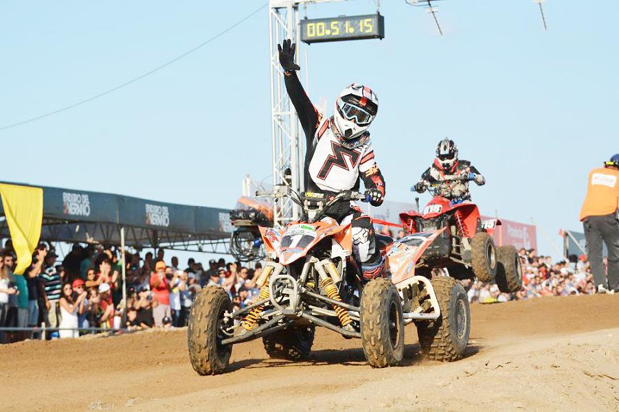 02265Info's tweet photo. 🏍 #Deportes - Enduro de Verano: Los corredores de Mar Chiquita ya están en la carrera mas grande del mundo
https://t.co/bVHVa4cV6U https://t.co/kadjGxlFby