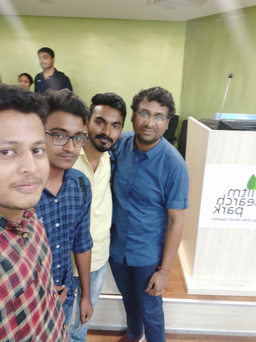 paranthamangp's tweet image. Great session on #LightningWebComponents by @satyasekharcvb &amp;amp; @jerrysfdc this evening.

From the basic structure of #LightningWebcomponent to how they leverage modern web standards, it was an end to end killer informative session.

Special thanks to @paranitk &amp;amp; team!#Salesforce