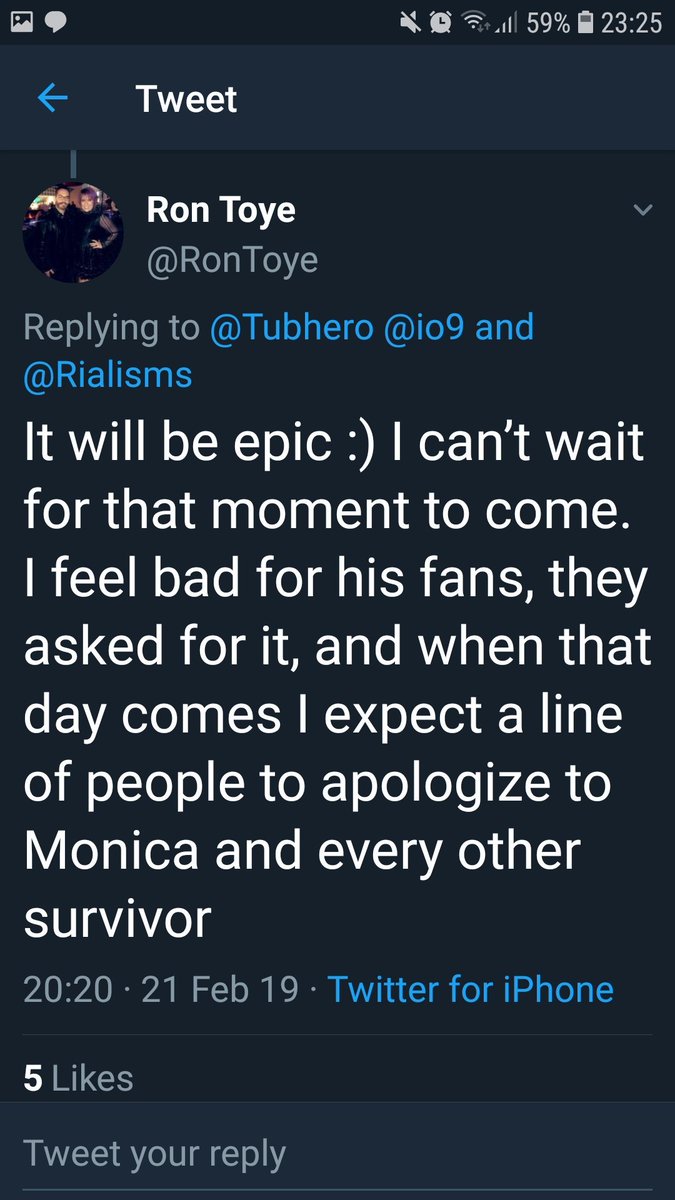 WarFairy_'s tweet photo. Ron being a crappy person as always this week
#IStandWithVic
#kickrontoye
#kickron https://t.co/6f9nOZrkQp