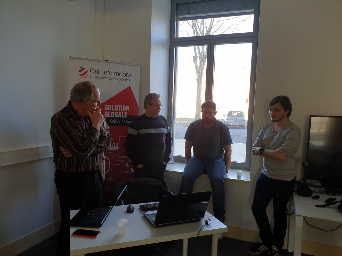 Access Code School tweet media