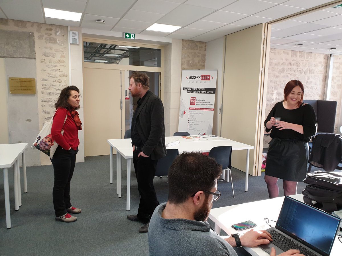 Access Code School tweet media